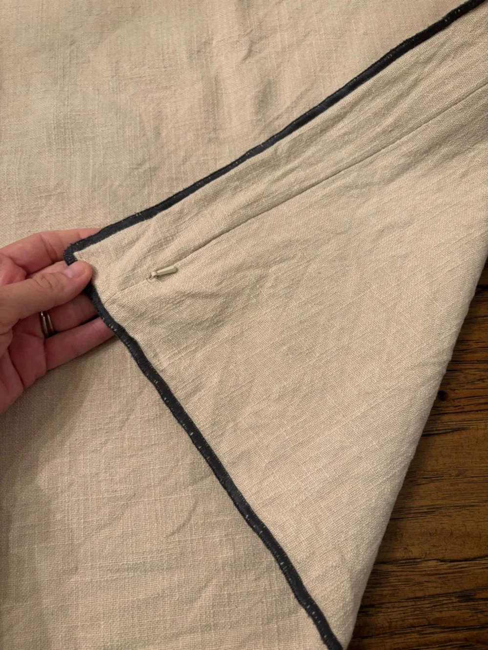 Crate & Barrel Set of 2 Cotton Merrow Stitch Pillow Covers 23x23 Moonbeam